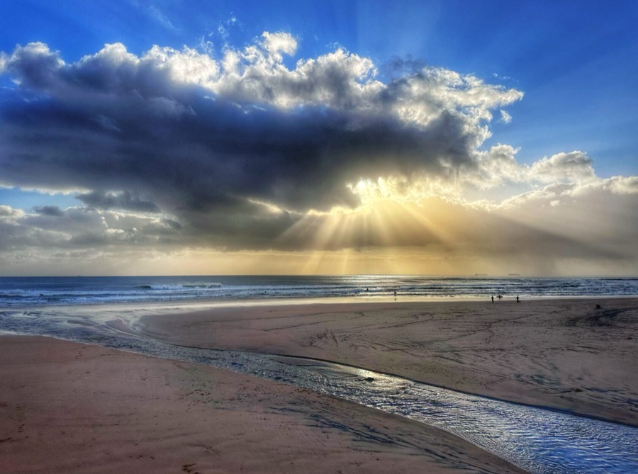 Praia de Carcavelos, Steven's home beach